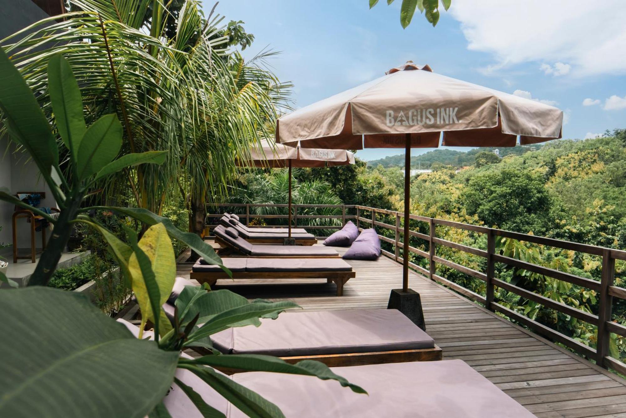 Bagus Ink Surf Camp Vandrehjem Uluwatu Eksteriør billede