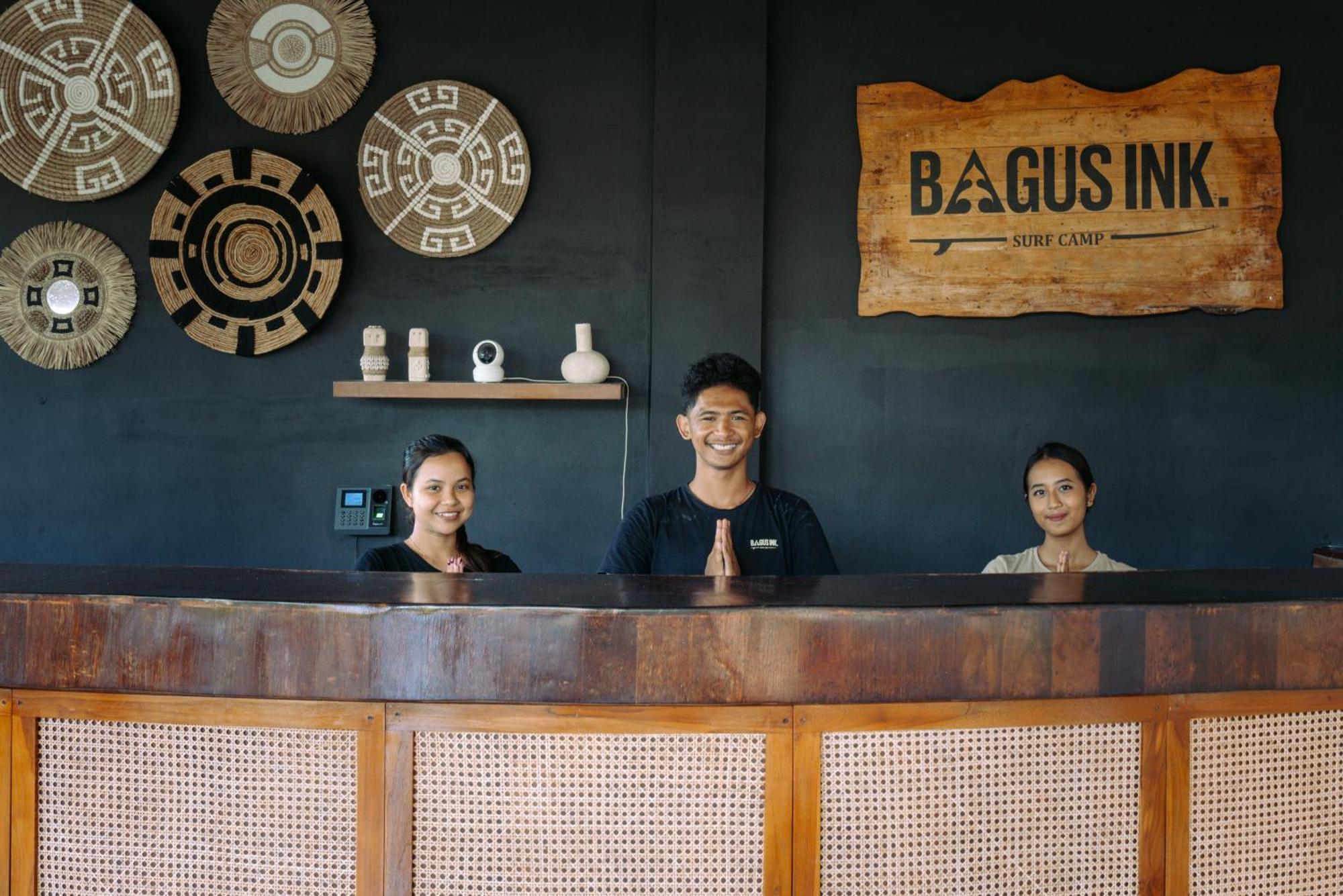 Bagus Ink Surf Camp Vandrehjem Uluwatu Eksteriør billede