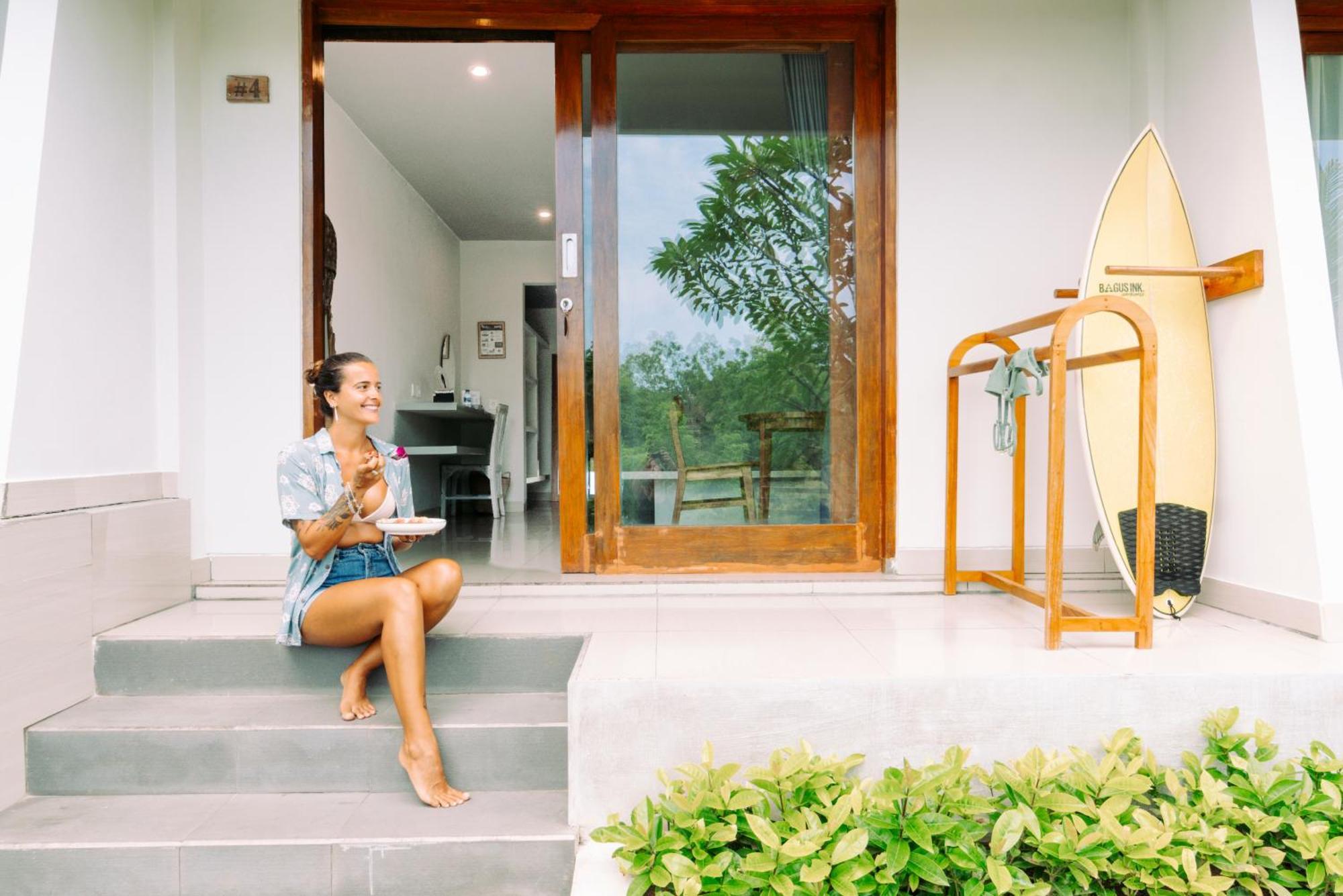 Bagus Ink Surf Camp Vandrehjem Uluwatu Eksteriør billede
